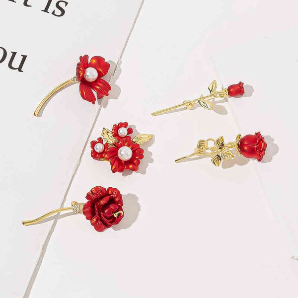 brooch red rose exquisite high-grade women's fashion pin suit accessories design sense of festive trend, Gray
brooch red rose exquisite high-grade women's fashion pin suit accessories design sense of festive trend, Gray