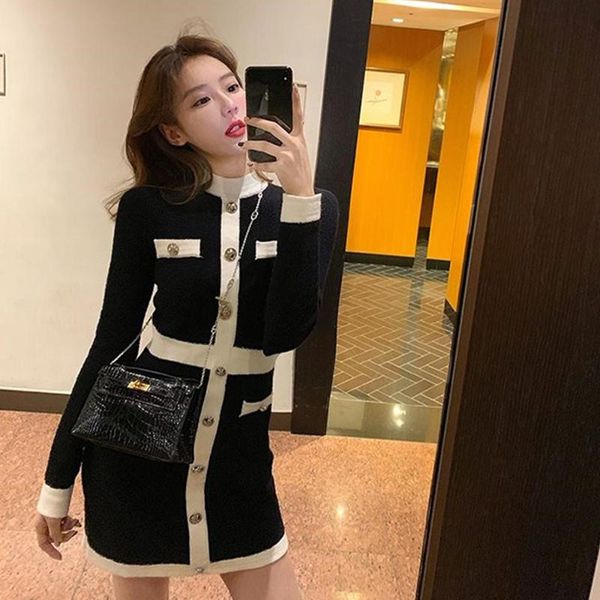 casual dresses 2021 fashion korean style knitted dress winter black white splice women bodycon elegant long sleeve knitwear for, Black;gray
casual dresses 2021 fashion korean style knitted dress winter black white splice women bodycon elegant long sleeve knitwear for, Black;gray