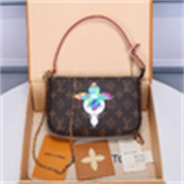 shoulder bag iconic brand cross new chain designer women handbags luxury bags handles r60c bags totes m40712 body presbyopia bag clutches, Red;black
shoulder bag iconic brand cross new chain designer women handbags luxury bags handles r60c bags totes m40712 body presbyopia bag clutches, Red;black