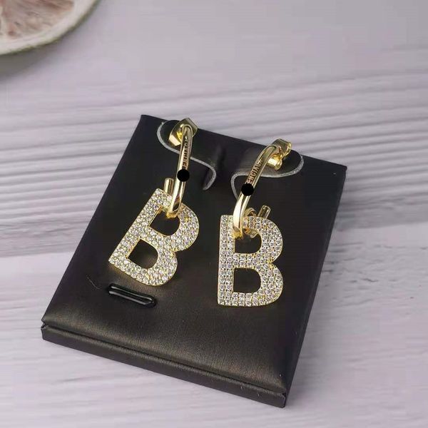 special offer 70% off bajia's new diamond earrings, french personality, high-grade luxury, b-letter full earrings, Golden;silver
special offer 70% off bajia's new diamond earrings, french personality, high-grade luxury, b-letter full earrings, Golden;silver