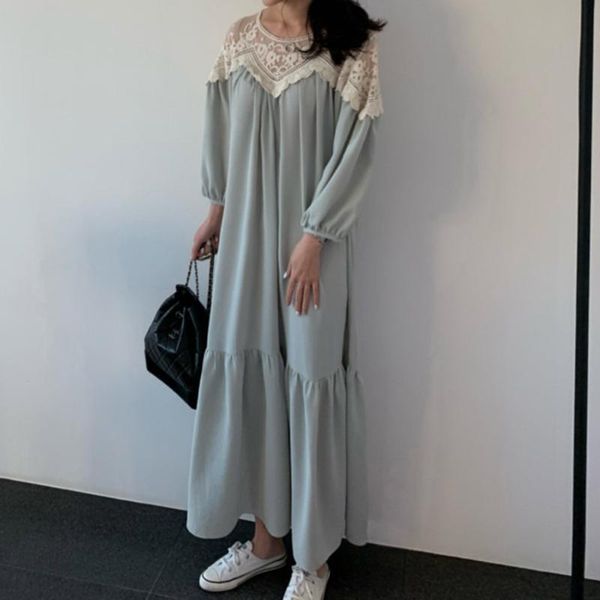 casual dresses autumn 2021 fashion loose lace splicing solid color japanese style dress women round neck long sleeve, Black;gray
casual dresses autumn 2021 fashion loose lace splicing solid color japanese style dress women round neck long sleeve, Black;gray