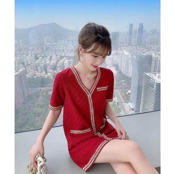 women's panties woman summer small v-neck red dress for women 2021 clothing high-end temperament shirt skirt, Black;pink
women's panties woman summer small v-neck red dress for women 2021 clothing high-end temperament shirt skirt, Black;pink