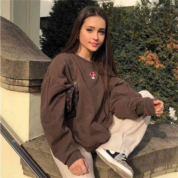 2020 winter new fashion small mushroom embroidery Brown Pullover women' sweater street style, Black
2020 winter new fashion small mushroom embroidery Brown Pullover women' sweater street style, Black
