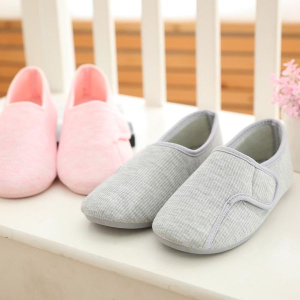 confinement shoes simplicity soft warm spring autumn woman's slippers woman children man, Black
confinement shoes simplicity soft warm spring autumn woman's slippers woman children man, Black
