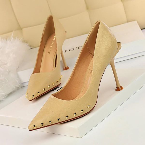 dress shoes fashion women rivets single pointed high heels female professional wedding heel, Black
dress shoes fashion women rivets single pointed high heels female professional wedding heel, Black