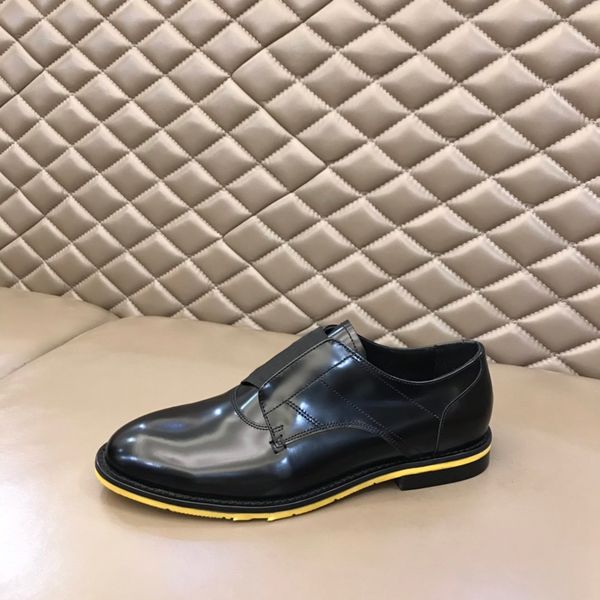 2021 shoes brand luxury designer fashion gold low cut leather flat men casual sneakers 36-46 a62, Black
2021 shoes brand luxury designer fashion gold low cut leather flat men casual sneakers 36-46 a62, Black