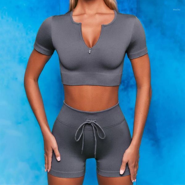 yoga outfit 2 piece sport suit seamless set shorts zipper sports fitness clothing women and women's tracksuit
yoga outfit 2 piece sport suit seamless set shorts zipper sports fitness clothing women and women's tracksuit