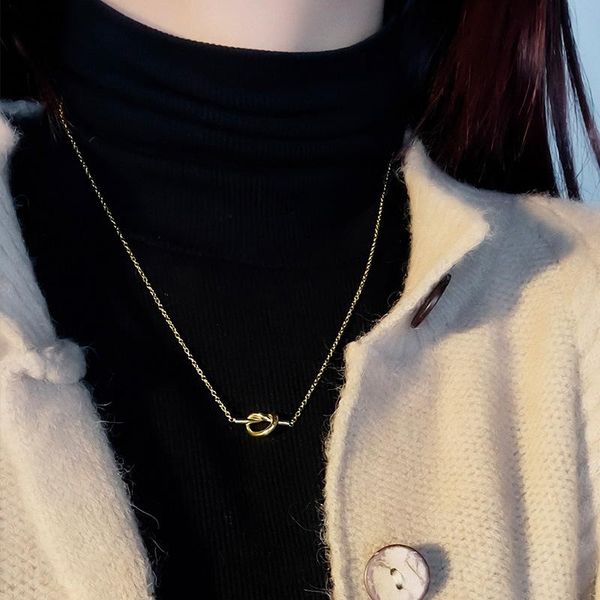 pendant necklaces meyrroyu stainless steel gold color knot pandent for female choker 2021 trendy girl's fashion party gift jewelry, Silver
pendant necklaces meyrroyu stainless steel gold color knot pandent for female choker 2021 trendy girl's fashion party gift jewelry, Silver