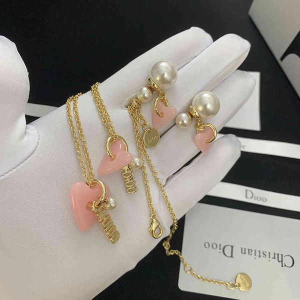 2021 luxury designer jewelry pink love letter necklace female net red temperament pearl earrings brass bracelet, Silver
2021 luxury designer jewelry pink love letter necklace female net red temperament pearl earrings brass bracelet, Silver