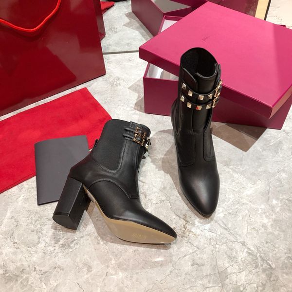 socks boots autumn winter women shoes knitted elastic boots letter fashion boots thick heels woman high-heeled shoes large size 35-42 0615, Black
socks boots autumn winter women shoes knitted elastic boots letter fashion boots thick heels woman high-heeled shoes large size 35-42 0615, Black