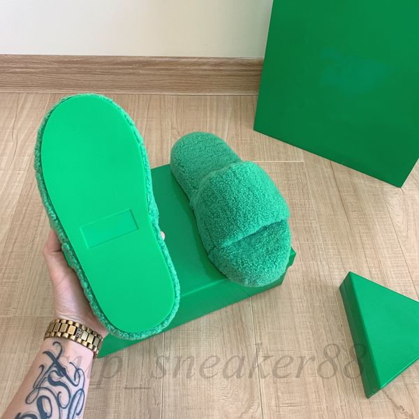 retro classic women green fur slippers towel style sliders classics warm slipper fashion luxurys designers loafers furry slides gear flat bo, Black
retro classic women green fur slippers towel style sliders classics warm slipper fashion luxurys designers loafers furry slides gear flat bo, Black