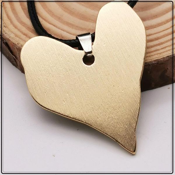 pendant necklaces fashion original design vintage golden metal necklace for women stainless steel jewelry goth punk chain gothic accessories, Silver
pendant necklaces fashion original design vintage golden metal necklace for women stainless steel jewelry goth punk chain gothic accessories, Silver