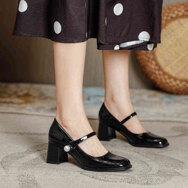 2022 high heeled shoes thick heeled mary jane women's shoes v elcro with patent leather women's square head women's single sh, Black
2022 high heeled shoes thick heeled mary jane women's shoes v elcro with patent leather women's square head women's single sh, Black