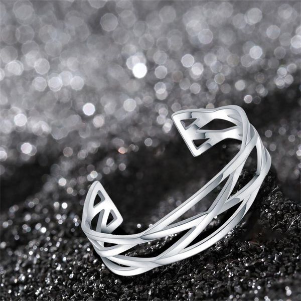 bracelet women wide hollow out personality pattern bangle charming lady stainless steel opening drop a4, Black
bracelet women wide hollow out personality pattern bangle charming lady stainless steel opening drop a4, Black