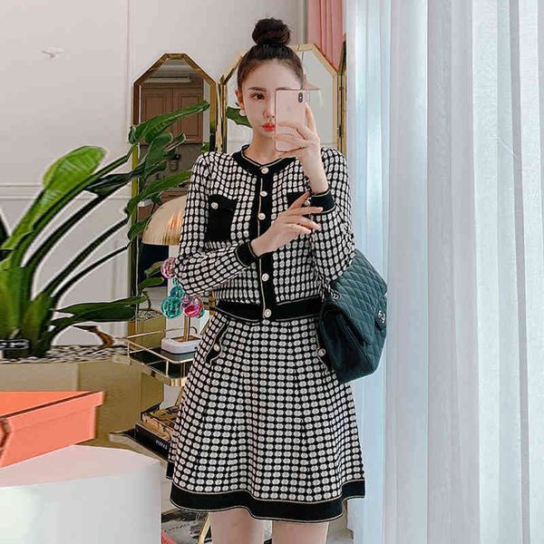 gross arrival crochet bouncy print feminine defines single jacket mini skirt from to female elasticity, Black
gross arrival crochet bouncy print feminine defines single jacket mini skirt from to female elasticity, Black