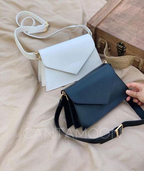 evening bags medium-length women handle bag stylish design 8 color difference with 2 eye artificial creek daily suitable to use
evening bags medium-length women handle bag stylish design 8 color difference with 2 eye artificial creek daily suitable to use