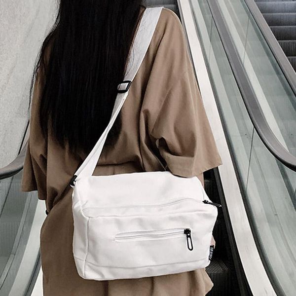 evening bags nylon shoulder bag fashion texture crossbody street trend hip-hop messenger large capacity solid color tote
evening bags nylon shoulder bag fashion texture crossbody street trend hip-hop messenger large capacity solid color tote