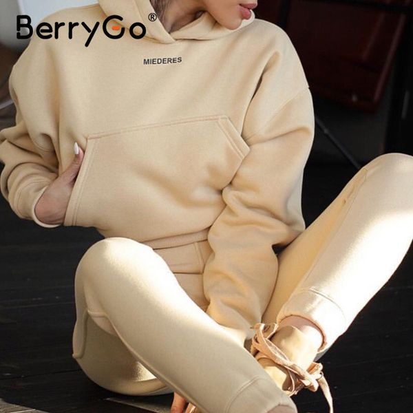 berrygo leisure long sleeve suit women's home set hooded loose street style women's two piece jogging sets autumn winter 210513, White
berrygo leisure long sleeve suit women's home set hooded loose street style women's two piece jogging sets autumn winter 210513, White