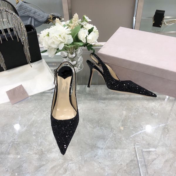 a pair annual sandal meeting of heels can conquer all men essential item three colors black goodswholesalenude silver size 35 to 39
a pair annual sandal meeting of heels can conquer all men essential item three colors black goodswholesalenude silver size 35 to 39