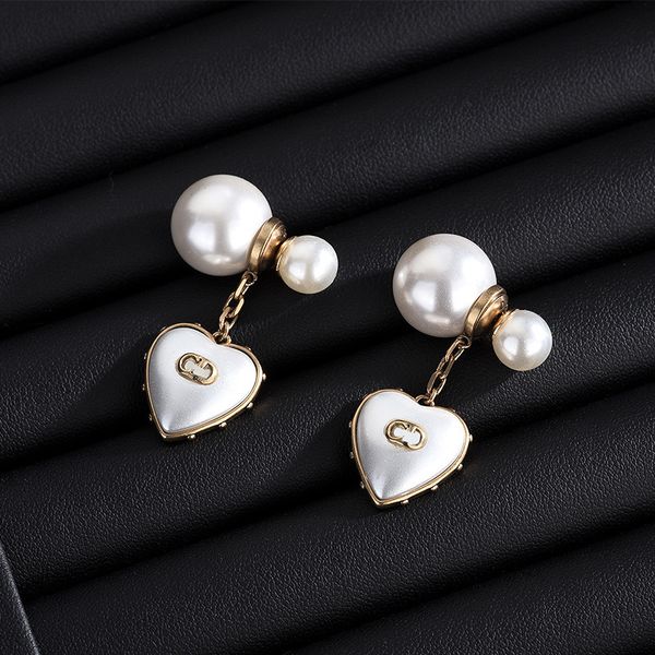 design jewelry letter old inlaid pearl earrings new fashion heart-shaped women's earrings, Silver 
design jewelry letter old inlaid pearl earrings new fashion heart-shaped women's earrings, Silver