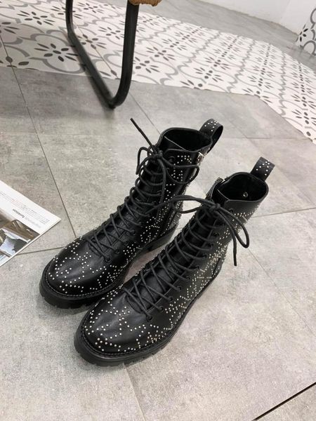 boots winter women ankle platform fashion rhinestone lace up round toe mid heels genuine leather flat shoes black
boots winter women ankle platform fashion rhinestone lace up round toe mid heels genuine leather flat shoes black