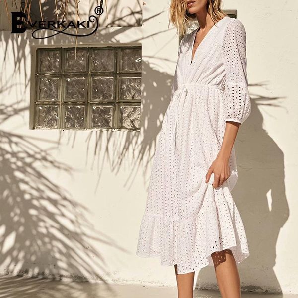 everkaki boho embroidery hollow out long dress women oversized white ladies party plus size summer beach midi female 2021 casual dresses, Black;gray
everkaki boho embroidery hollow out long dress women oversized white ladies party plus size summer beach midi female 2021 casual dresses, Black;gray