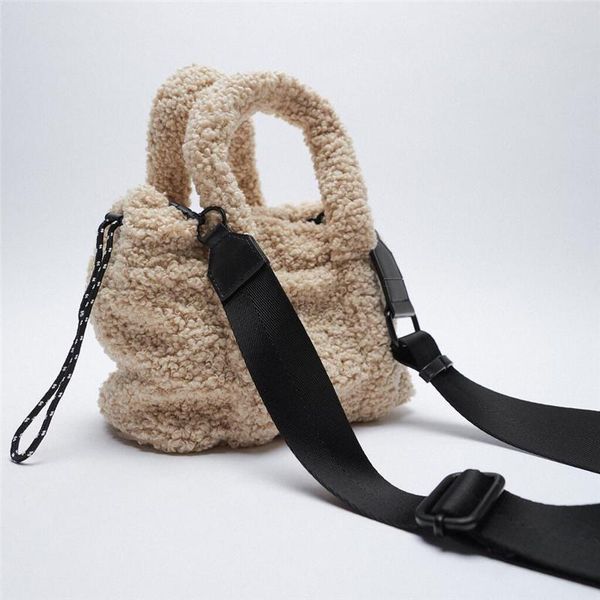 evening bags designer lambswool shoulder crossbody for women faux fur fleece handbag 2021 small plush shopper bag ladies clutch
evening bags designer lambswool shoulder crossbody for women faux fur fleece handbag 2021 small plush shopper bag ladies clutch