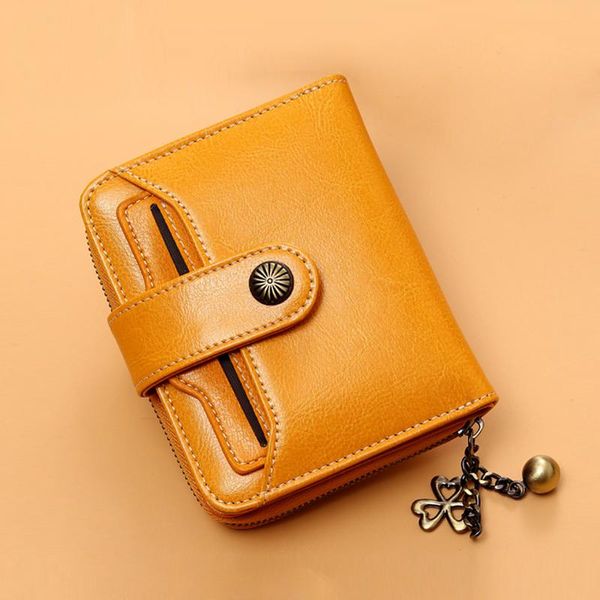wallets luufan lady's purse fashionable style genuine leather wallet short cute little change two changes clut, Red;black
wallets luufan lady's purse fashionable style genuine leather wallet short cute little change two changes clut, Red;black