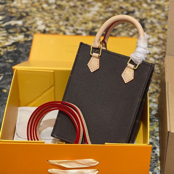 designer shoulder bags luxury tote bag handbags mini totes artwork plain softness high-quality fashion brand size 14*5*18 cm with exquisite
designer shoulder bags luxury tote bag handbags mini totes artwork plain softness high-quality fashion brand size 14*5*18 cm with exquisite