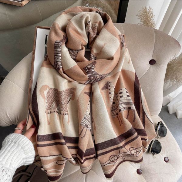 imitation cashmere scarf women's and 2021 new pattern color matching jacquard lengthened bib live, Blue;gray
imitation cashmere scarf women's and 2021 new pattern color matching jacquard lengthened bib live, Blue;gray