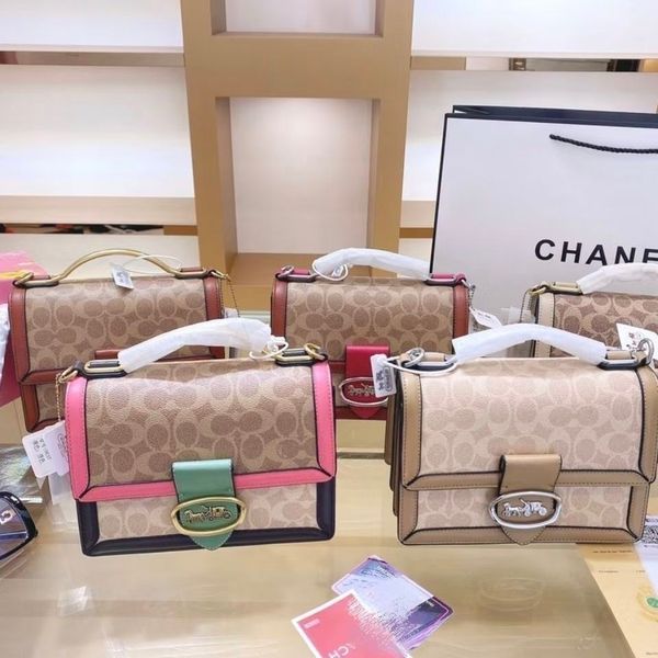 wholesale chain fashion female versatile classic big small square bag retro one shoulder messenger bag luxurys designers bag yw
wholesale chain fashion female versatile classic big small square bag retro one shoulder messenger bag luxurys designers bag yw