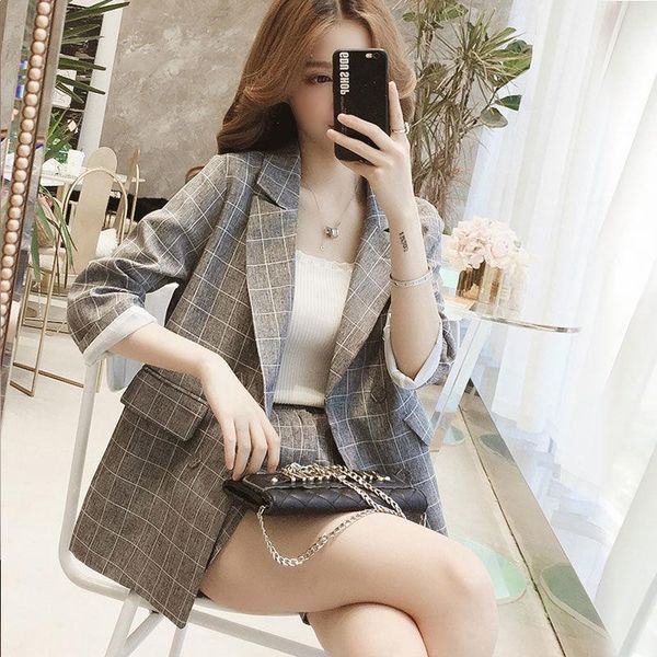 design temperament slim plaid jacket coat two piece set double breasted blazer+shorts women casual suit 5xl plus size women's suits & b, White;black
design temperament slim plaid jacket coat two piece set double breasted blazer+shorts women casual suit 5xl plus size women's suits & b, White;black