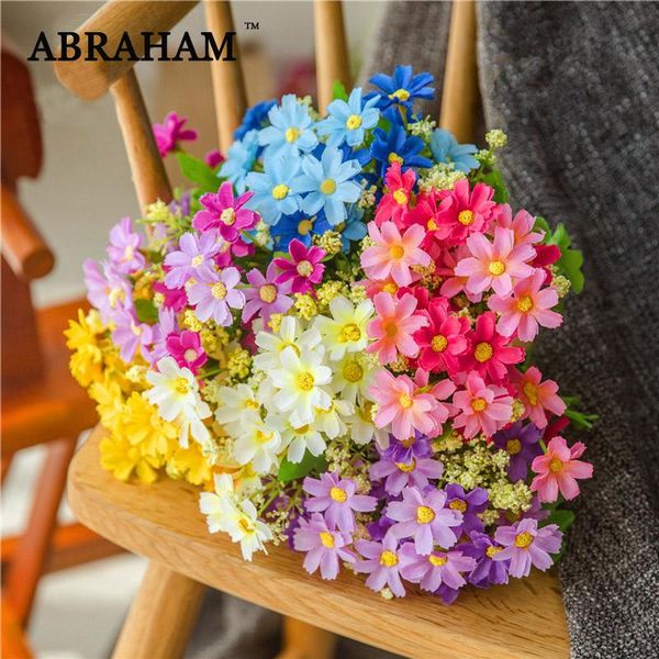 33cm 28 heads artificial daisy silk flower bouquet mini white flowers head autumn decoration floral for home wedding party decor decorative
33cm 28 heads artificial daisy silk flower bouquet mini white flowers head autumn decoration floral for home wedding party decor decorative
