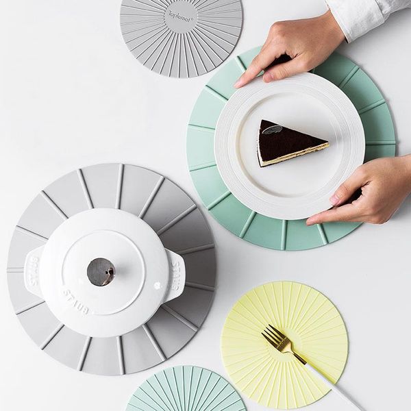 mats & pads silicone heat insulation pad household large pot mat anti-scald table high temperature resistant plate bowl
mats & pads silicone heat insulation pad household large pot mat anti-scald table high temperature resistant plate bowl