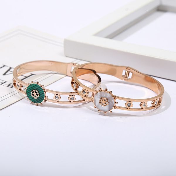bangles bracelet straight flower hollow titanium steel lovely simple fashion temperament student friend, Black
bangles bracelet straight flower hollow titanium steel lovely simple fashion temperament student friend, Black