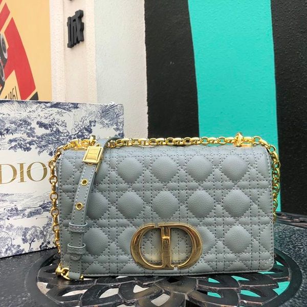 light luxury 2021 new trend women's bag leather montaigne rhombic chain small square leisure one shoulder messenger zmm 1ngf
light luxury 2021 new trend women's bag leather montaigne rhombic chain small square leisure one shoulder messenger zmm 1ngf