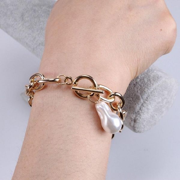 charm bracelets european and american hand ornaments fashion temperament elliptic chain versatile baroque pearl pendant bracelet, Golden;silver
charm bracelets european and american hand ornaments fashion temperament elliptic chain versatile baroque pearl pendant bracelet, Golden;silver