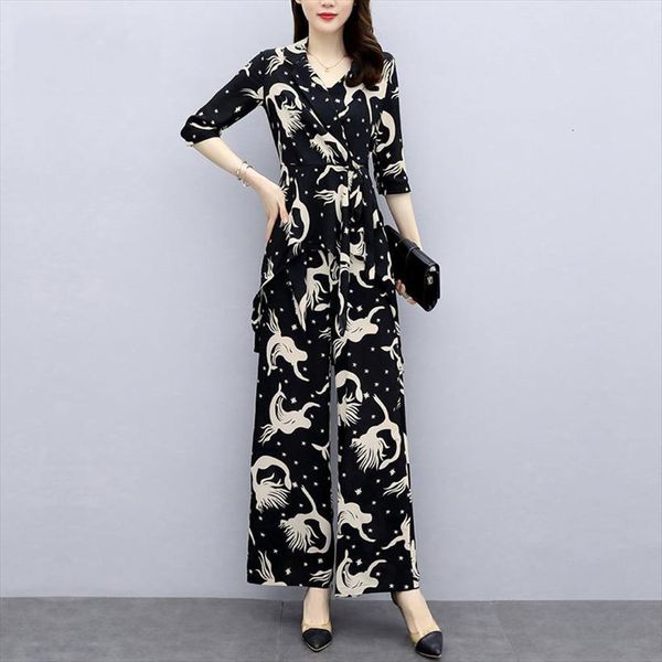 summer black suits elasitc womenpant waist wide leg trousers print chiffon lace up slim v neck long shirts casual two, White
summer black suits elasitc womenpant waist wide leg trousers print chiffon lace up slim v neck long shirts casual two, White