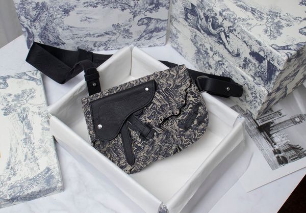 new product series fashion wholesale cross body bag specialty store quality commute fashion exquisite luxurious handbag
new product series fashion wholesale cross body bag specialty store quality commute fashion exquisite luxurious handbag