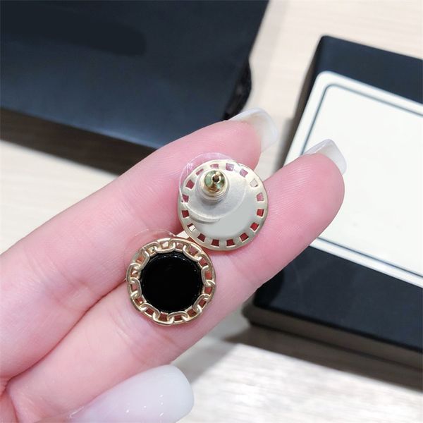 2021 fashion jewelry luxury designers ear stud designer womens gold earring summer party mens gift for lovers earrings nice 11110401t, Golden;silver
2021 fashion jewelry luxury designers ear stud designer womens gold earring summer party mens gift for lovers earrings nice 11110401t, Golden;silver
