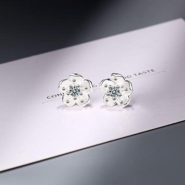 budrovky retro flower crystal jewelry 3 color 925 sterling silver earrings for women cute stud earrings femaledio chan contact
budrovky retro flower crystal jewelry 3 color 925 sterling silver earrings for women cute stud earrings femaledio chan contact