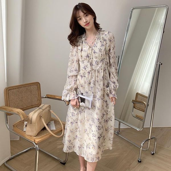two piece dress soft wind lace up french floral 2021 spring korean trumpet sleeve chiffon long skirt, White
two piece dress soft wind lace up french floral 2021 spring korean trumpet sleeve chiffon long skirt, White