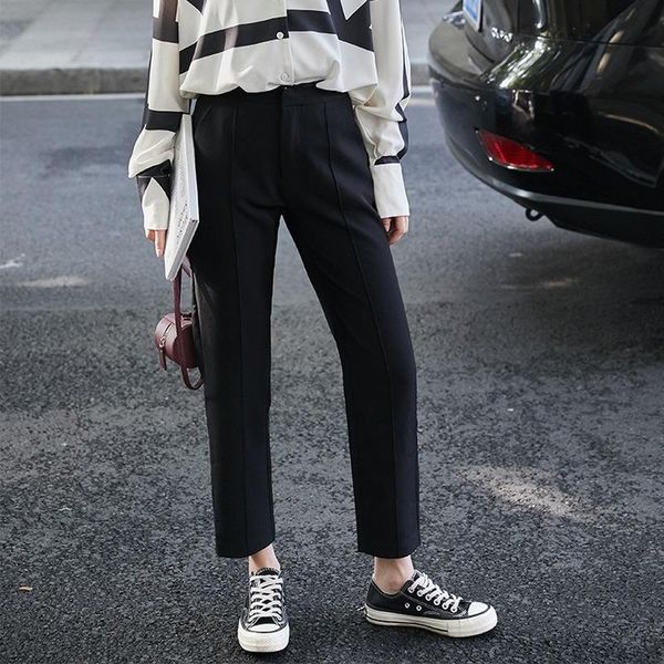 women's pants & capris spring and autumn 2021 korean urban leisure high waist loose thin straight tube nine point trousers casual women, Black;white
women's pants & capris spring and autumn 2021 korean urban leisure high waist loose thin straight tube nine point trousers casual women, Black;white