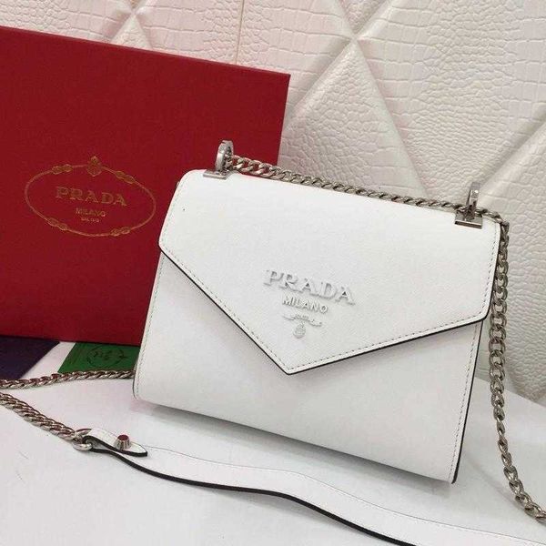 4 color classic designer women's handbag wild diagonal cross shoulder bag new bag natural wind ladies bag gift b
4 color classic designer women's handbag wild diagonal cross shoulder bag new bag natural wind ladies bag gift b