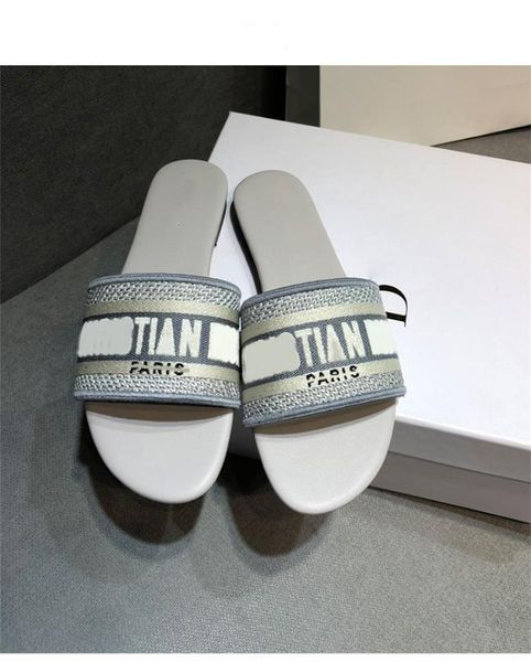 slippers embroidered summer women's upper flat bottomed slipers that are fashionable and versatile, Black
slippers embroidered summer women's upper flat bottomed slipers that are fashionable and versatile, Black