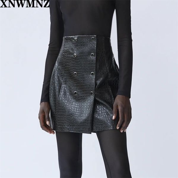 xnwmnz za women fashion with metal buttons faux leather mini skirt vintage a line high waist female skirts mujer 210319, Black
xnwmnz za women fashion with metal buttons faux leather mini skirt vintage a line high waist female skirts mujer 210319, Black