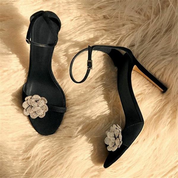 high heels sandals woman summer crystal flowers buckle high-heeled shoes women black flock gladiator
high heels sandals woman summer crystal flowers buckle high-heeled shoes women black flock gladiator