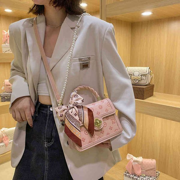 2022 factory outlet online handbag summer sweet embossed saddle small single shoulder female messenger
2022 factory outlet online handbag summer sweet embossed saddle small single shoulder female messenger