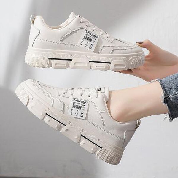 Fashionable white shoes are on sale this year, women's casual thick-soled large size sports shoes, women's sports shoes
Fashionable white shoes are on sale this year, women's casual thick-soled large size sports shoes, women's sports shoes