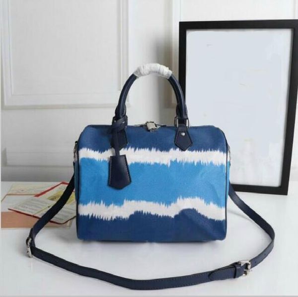 fashion handbags purses vintage bag women classic style genuine leather outdoor travel bag
fashion handbags purses vintage bag women classic style genuine leather outdoor travel bag